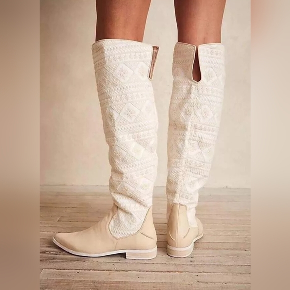 Free People Bren Textile Slouch Boots Embroidered Ivory Size 39=9 🤍🤍 - Picture 10 of 10